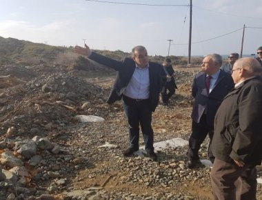 Στη πληγείσα Σαμοθράκη κατέφθασε ο Γιάννης Δραγασάκης (φωτό)